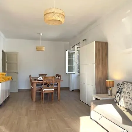 Holiday home Casa Patron Costa da Caparica